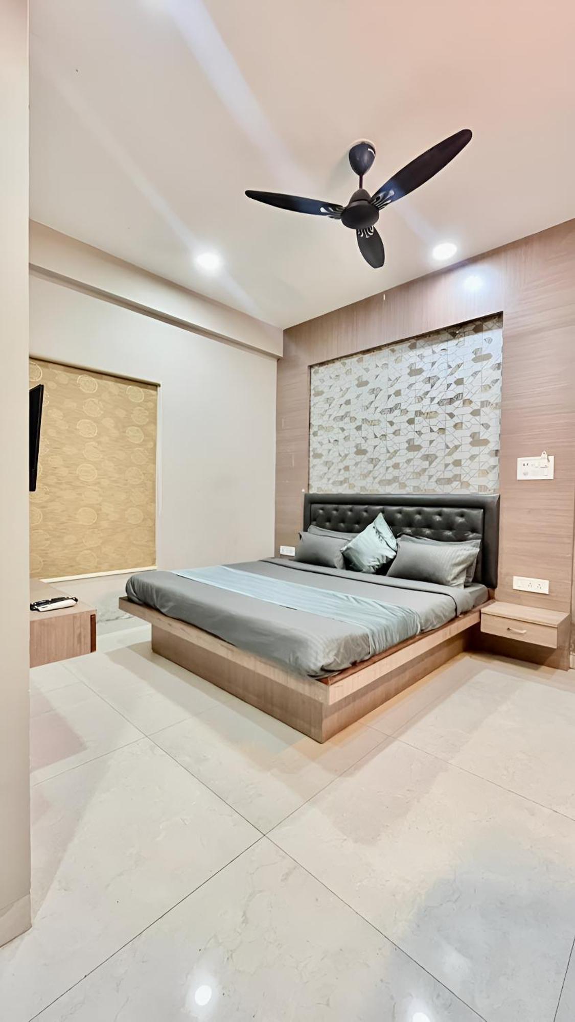 Hotel Evanka Indore Ngoại thất bức ảnh